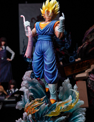 Mô hình DU Studio - Vegito 1/4