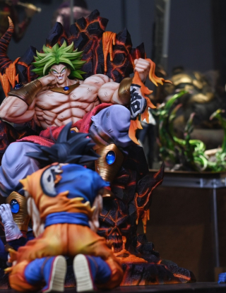 Mô hình Yishou Studio - Broly x Vegeta x Goku-01