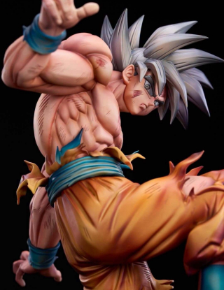 Mô hình Good Man Studio - Goku UI
