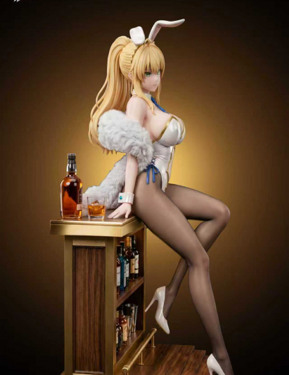 Mô hình Saga Studio - Saber